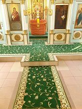 Однотонный полушерстяное ковровое покрытие в храм с укладкой в алтарь на солею и дорожка